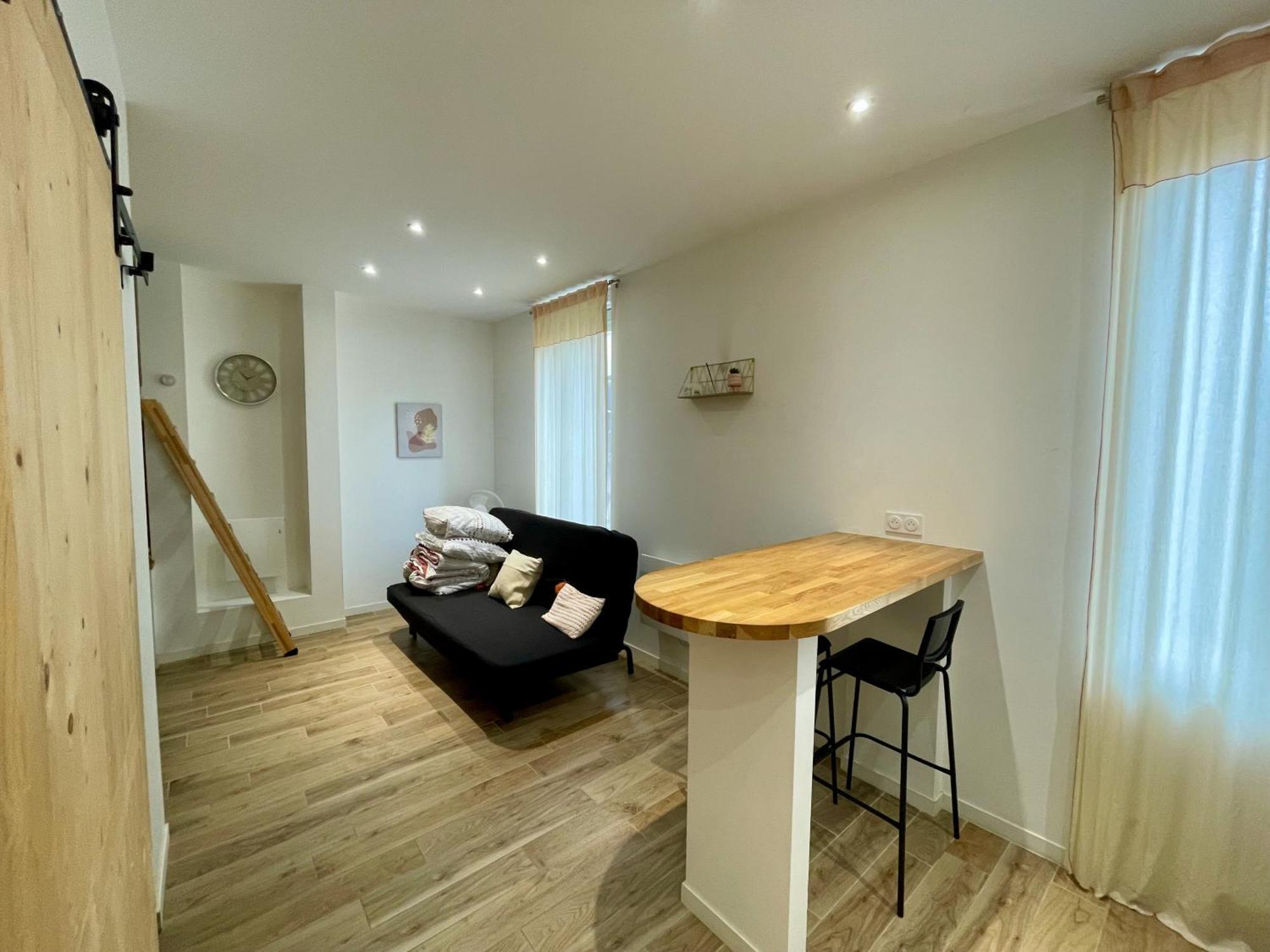 Studio Cosy, 2 Pas Gare De Tours Ngoại thất bức ảnh
